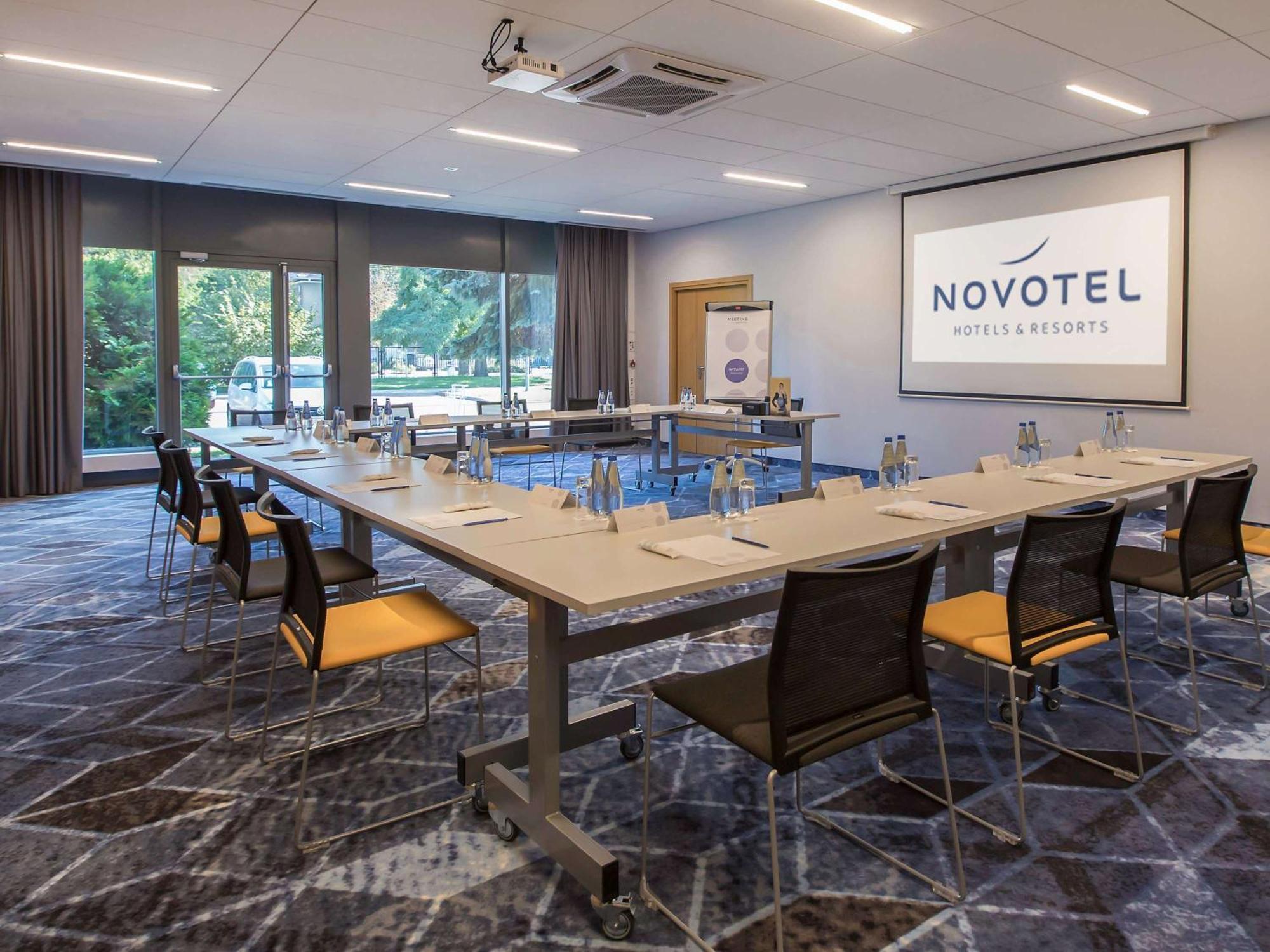 Novotel Wroclaw City Ngoại thất bức ảnh