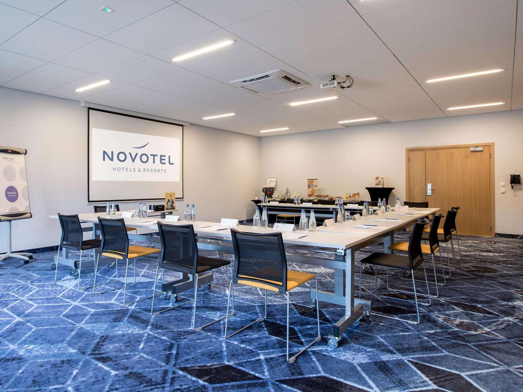 Novotel Wroclaw City Ngoại thất bức ảnh
