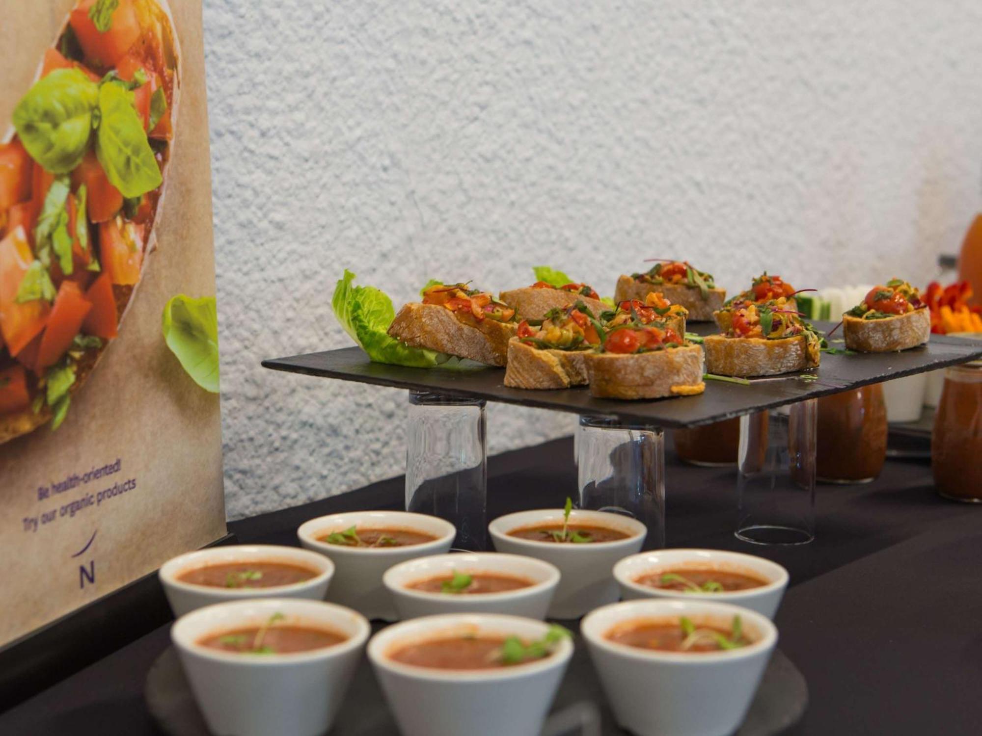 Novotel Wroclaw City Ngoại thất bức ảnh