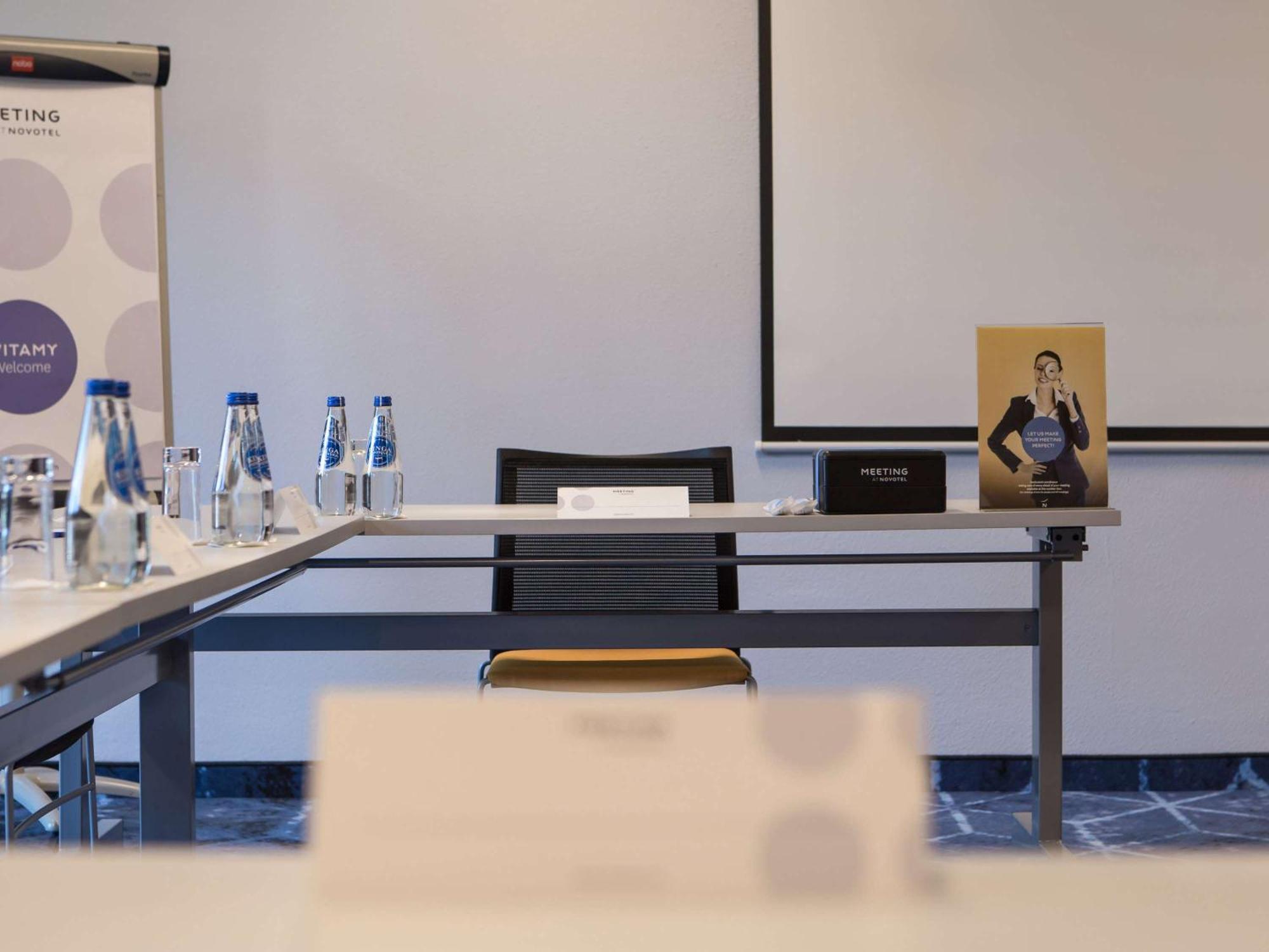 Novotel Wroclaw City Ngoại thất bức ảnh