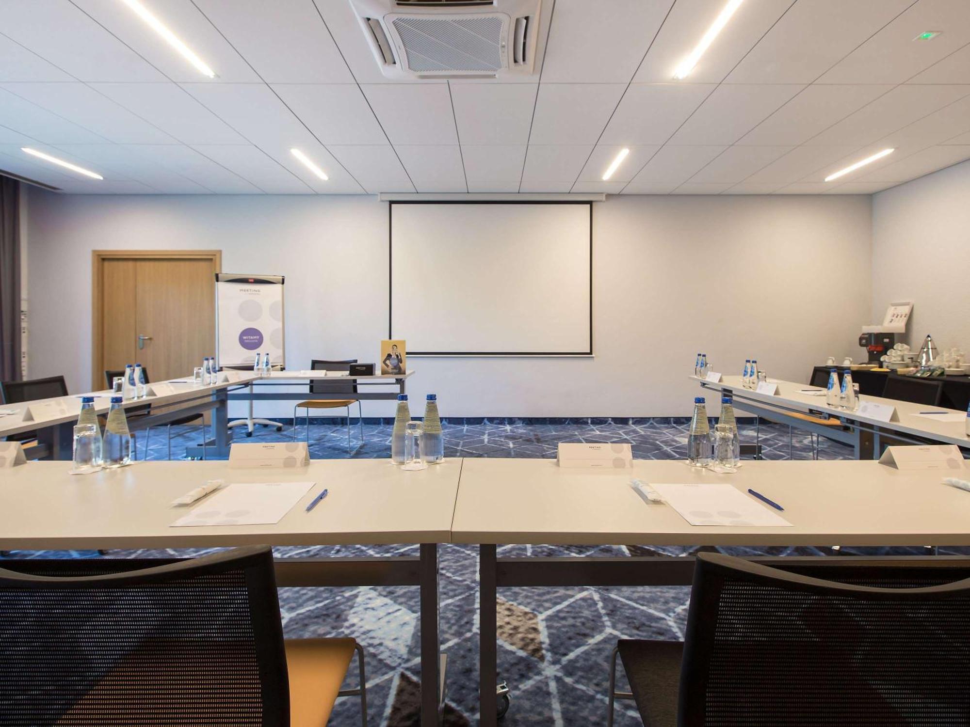 Novotel Wroclaw City Ngoại thất bức ảnh