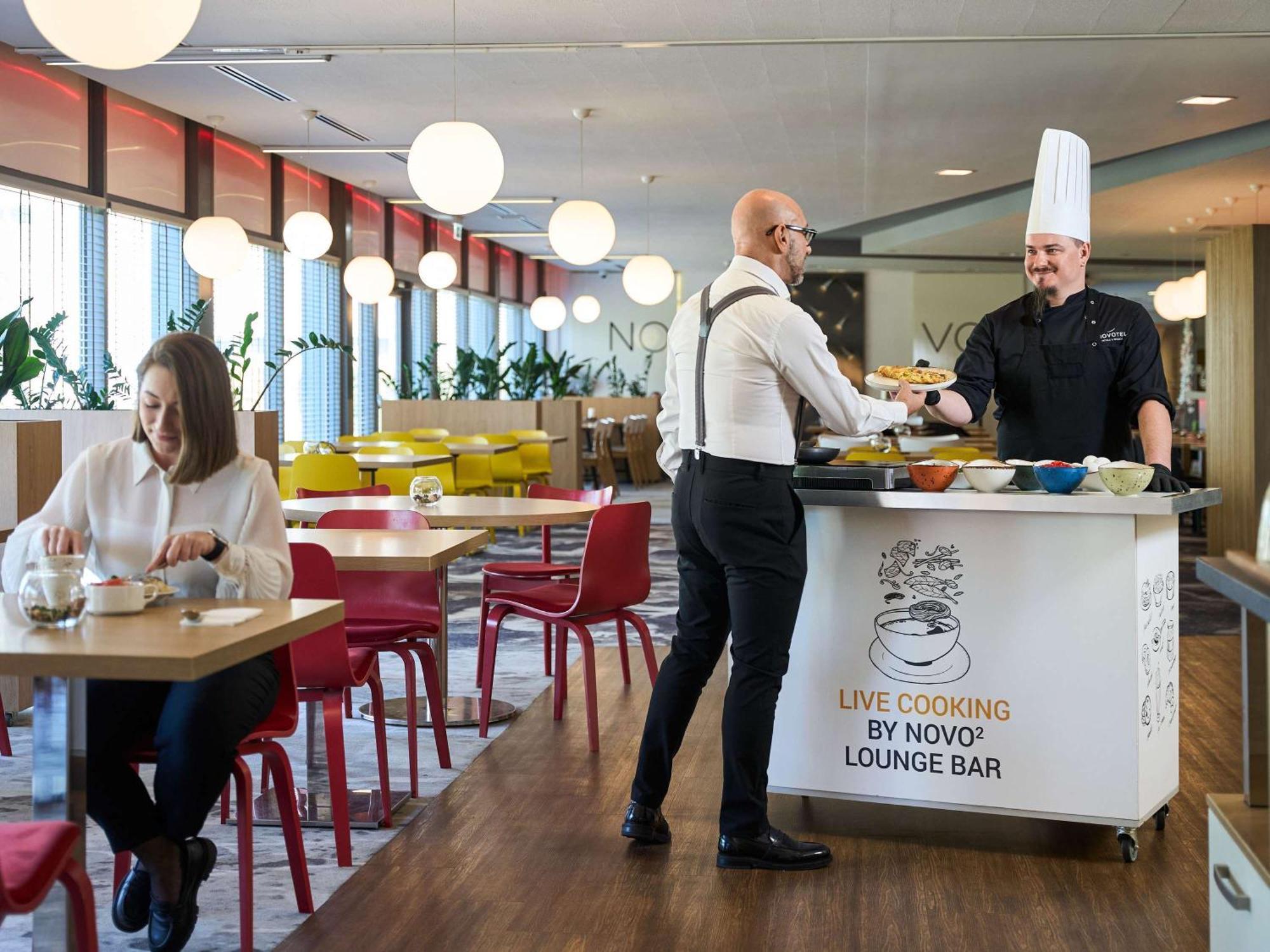 Novotel Wroclaw City Ngoại thất bức ảnh
