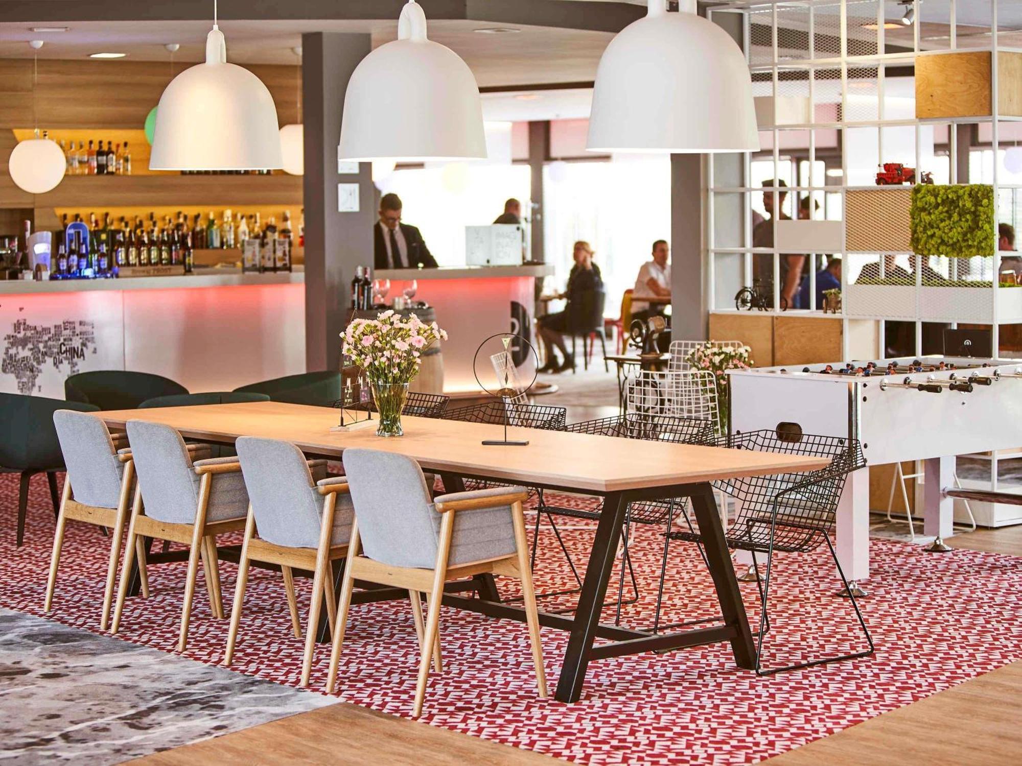 Novotel Wroclaw City Ngoại thất bức ảnh