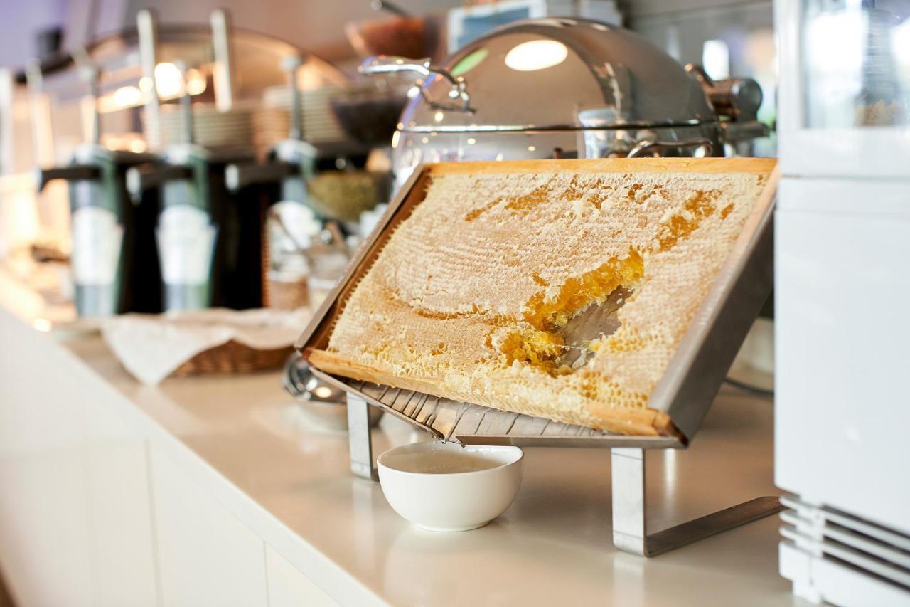 Novotel Wroclaw City Ngoại thất bức ảnh